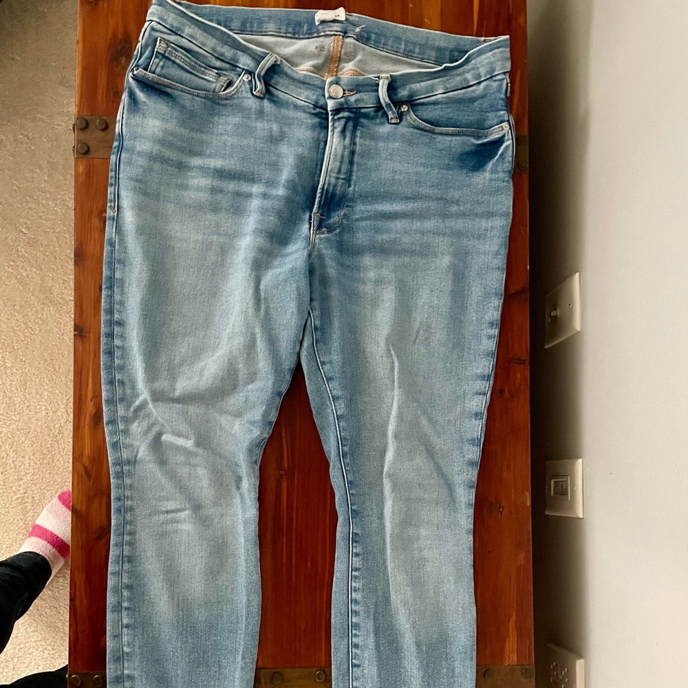 Good American Skinny distressed ankle 14/32 jeans